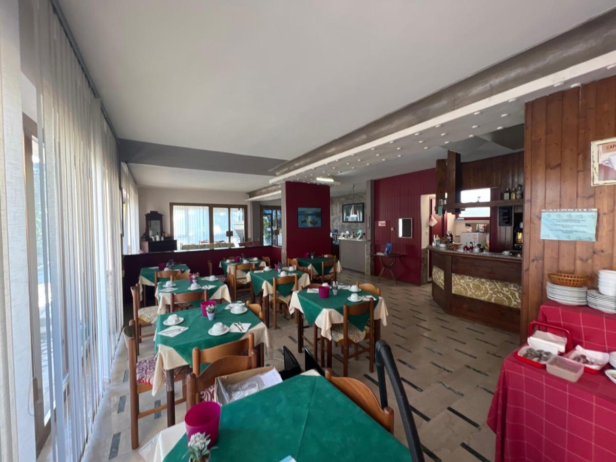 Hotel Primavera Desenzano del Garda Luaran gambar