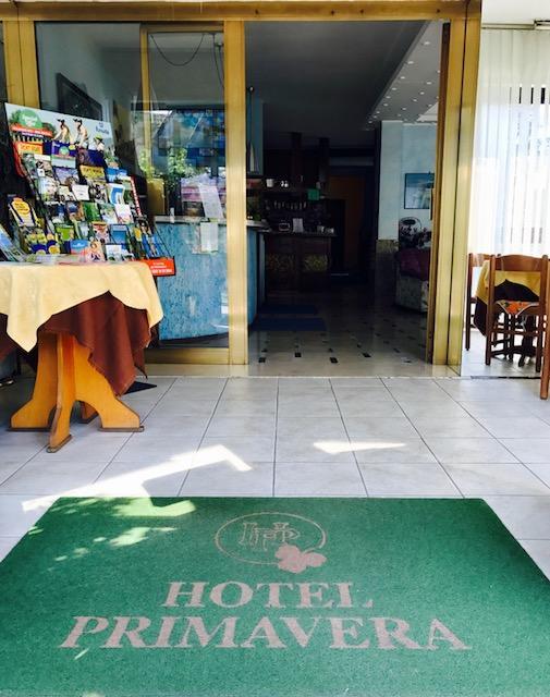 Hotel Primavera Desenzano del Garda Luaran gambar