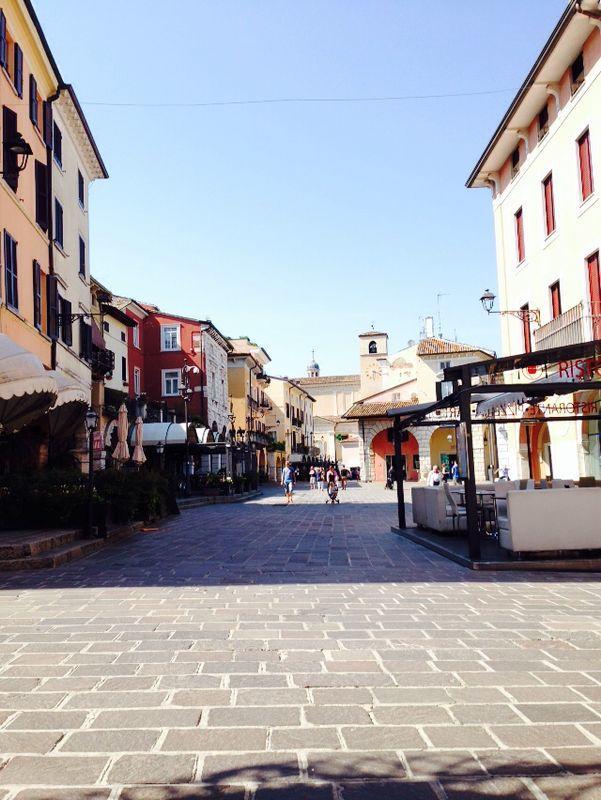 Hotel Primavera Desenzano del Garda Luaran gambar