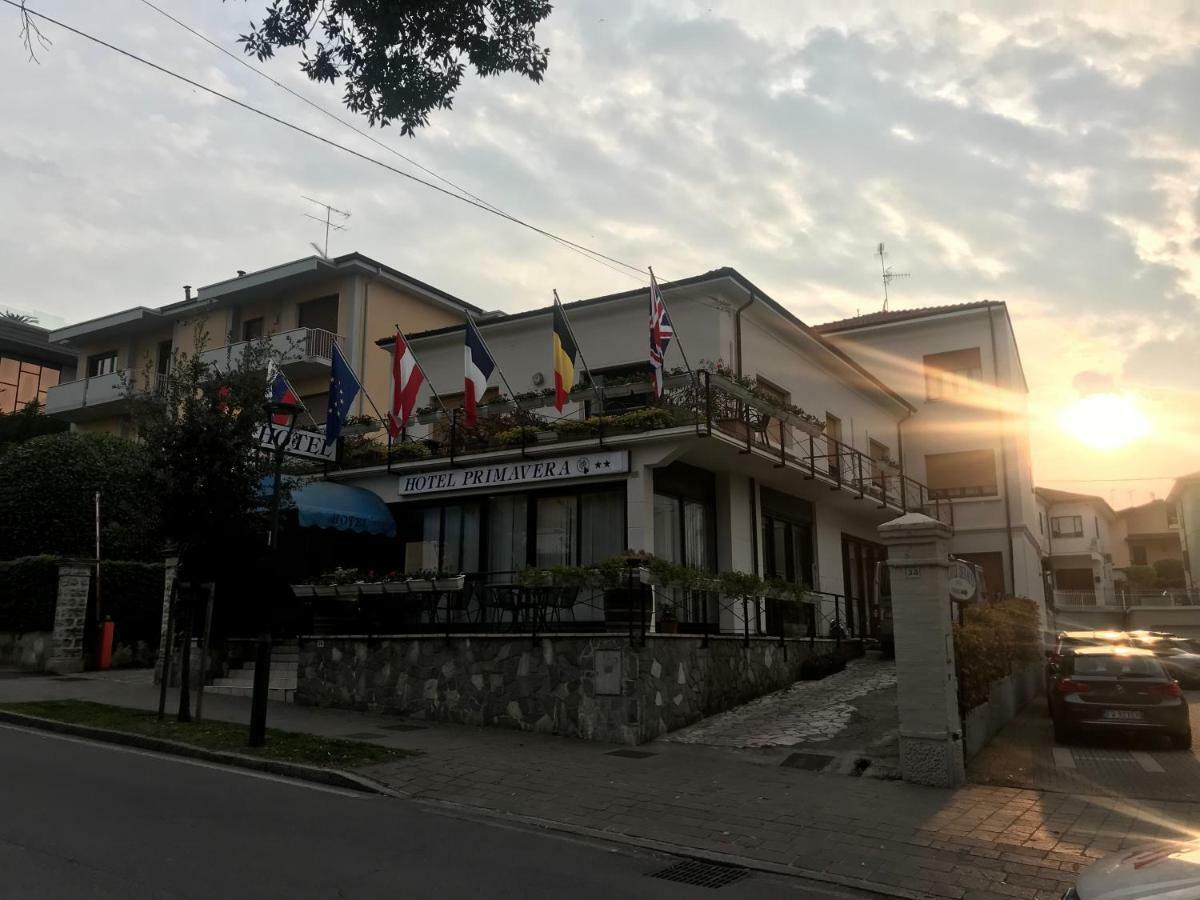 Hotel Primavera Desenzano del Garda Luaran gambar